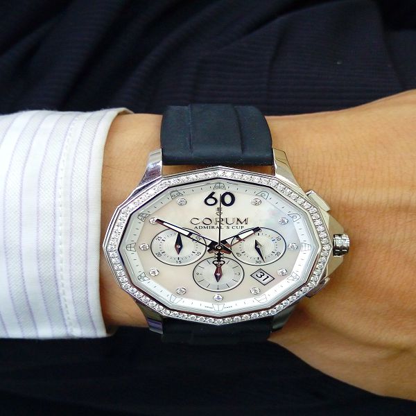 台中流當手錶拍賣 原裝 CORUM 崑崙 海軍上將 計時 鑽圈 貝殼鑽面 自動 男錶 9成5新 喜歡價可議