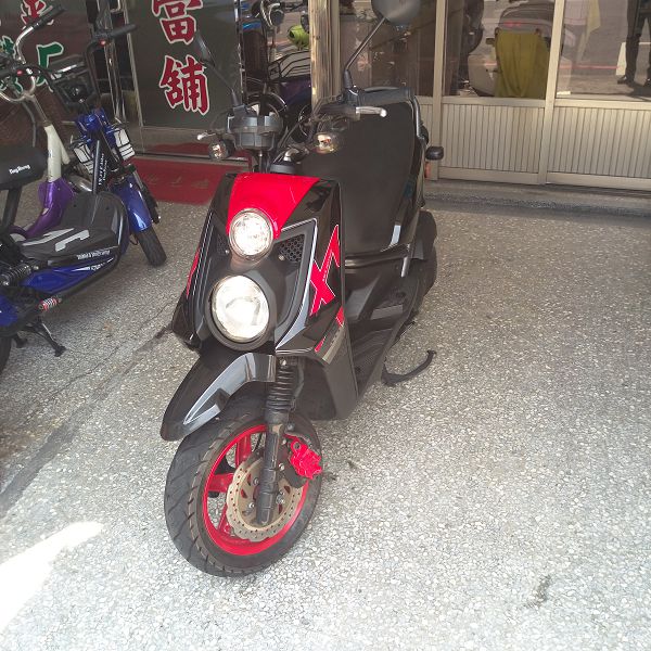 台北流當品拍賣 流當機車拍賣 2015 YAMAHA 山葉 BWS X 125 喜歡價可議ZG125